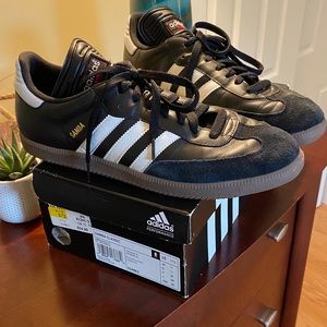 Men’s Adidas Samba Classics